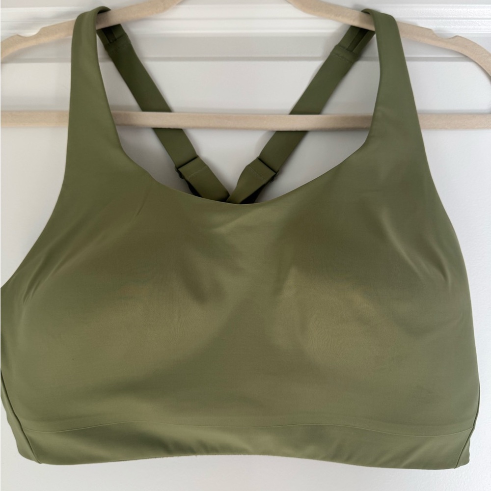 Athleta Sage Green Advance Sports Bra